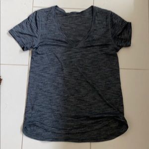 Lululemon What The Sport Tee heathered black 6